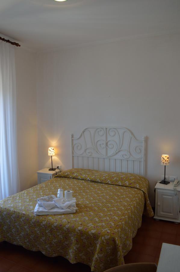 Hotel Bianchi Nicola Porto Recanati Eksteriør billede