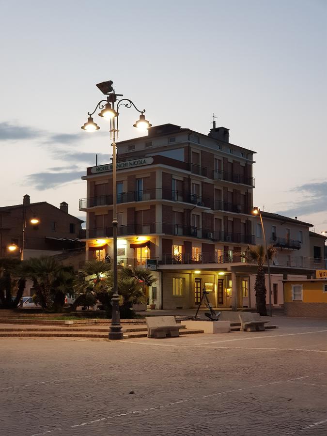 Hotel Bianchi Nicola Porto Recanati Eksteriør billede