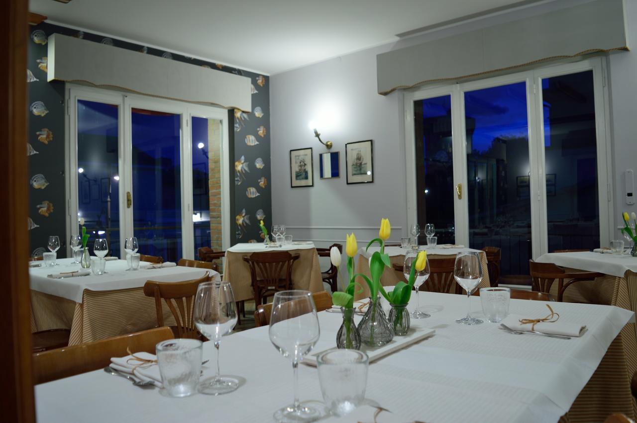 Hotel Bianchi Nicola Porto Recanati Eksteriør billede